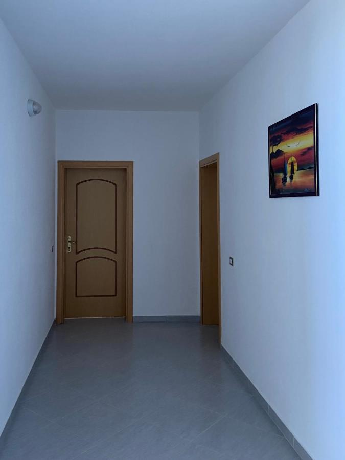 Sun Roll Apartment