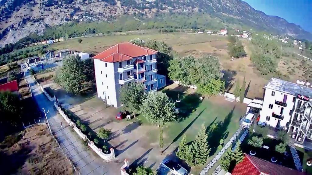 Sun Roll Apartment Baks-Rrjoll